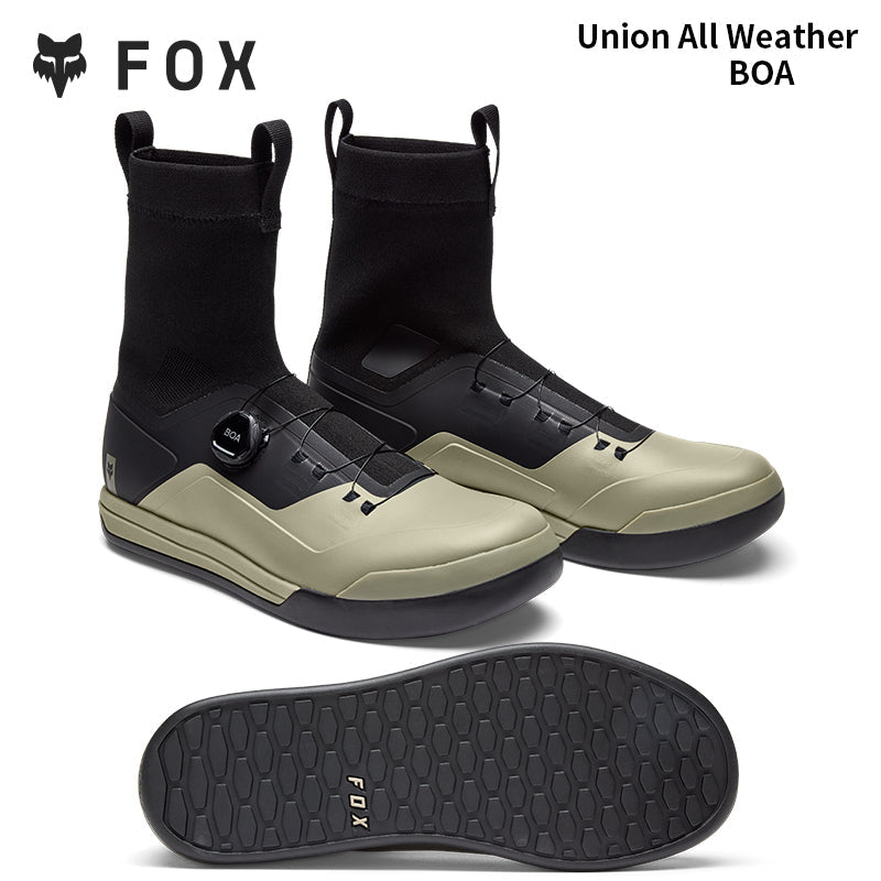 Black and beige boots with BOA system on a white background, featuring the FOX brand.